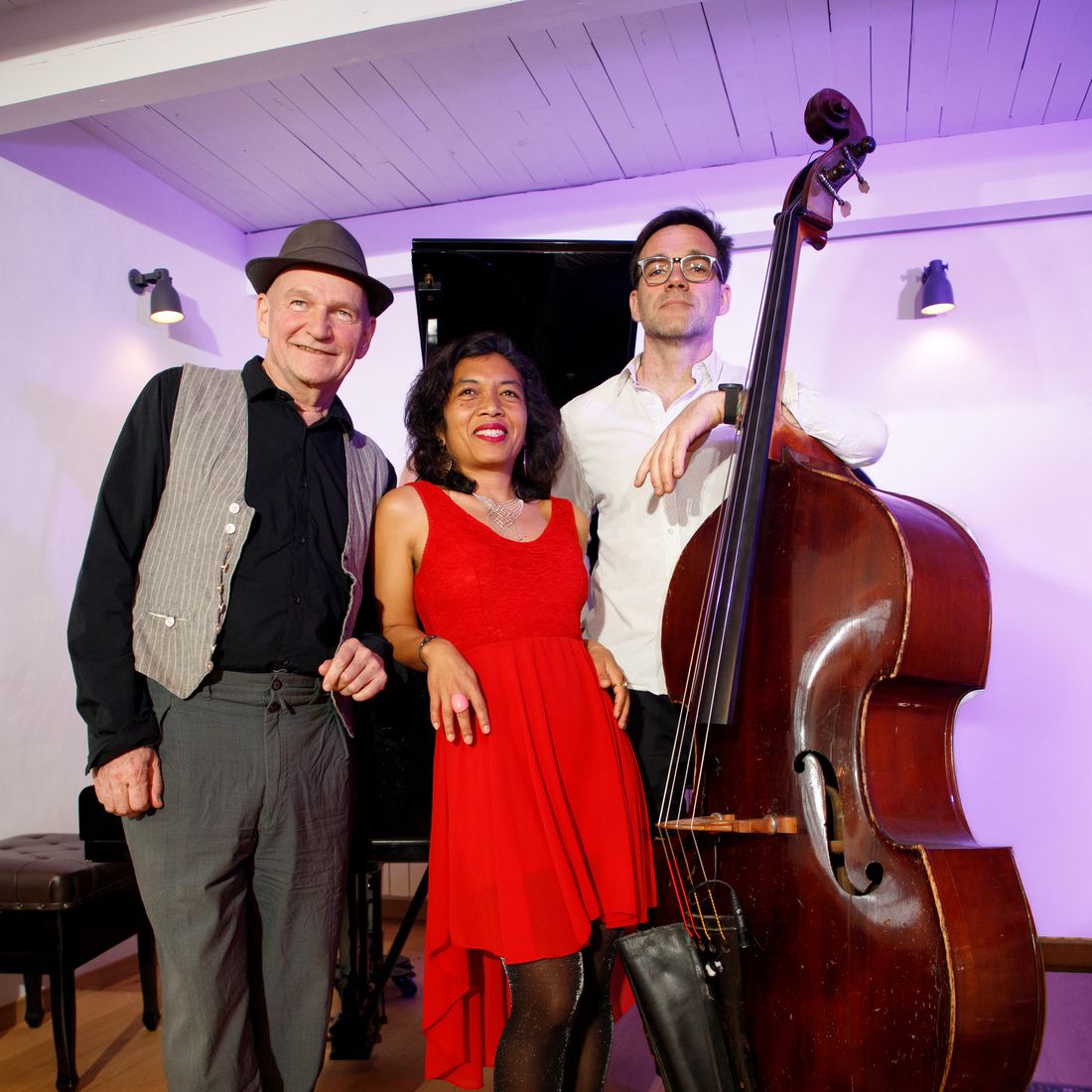 Le trio JINJA : piano, voix et contrebasse